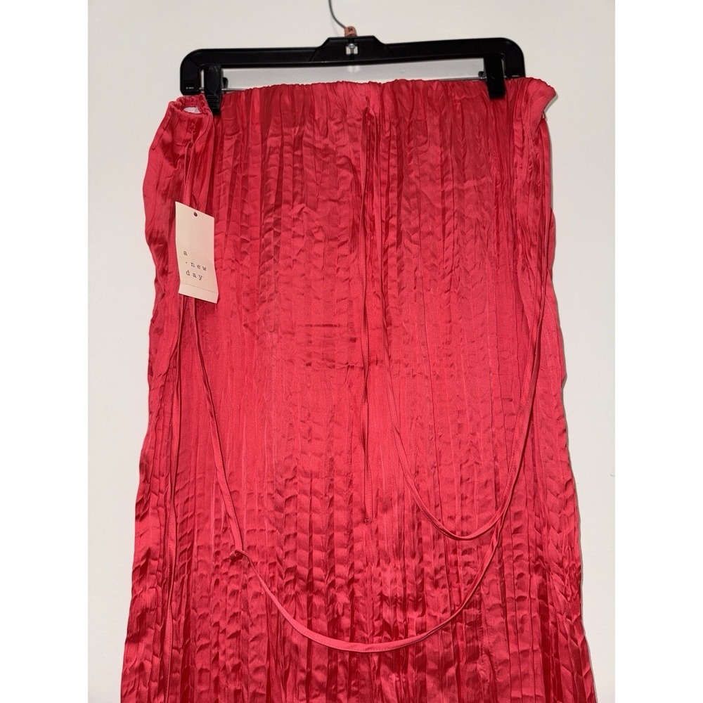 Women's Textured Crinkle Vibrant Pink Satin Midi Skirt Size XL - Picture 14 of 14